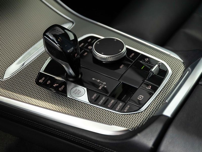 BMW X5 xDrive30d - fotka 15 z 22