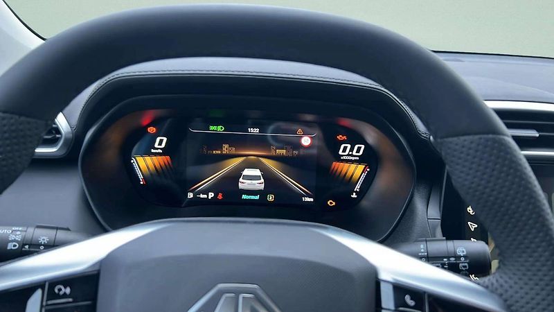 MG ZS EXCLUSIVE HYBRID+ 1.5L 145 kw/ - fotka 14 z 20