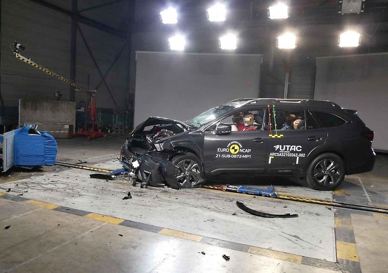 Lynk & Co 01 při crashtestu EuroNCAP