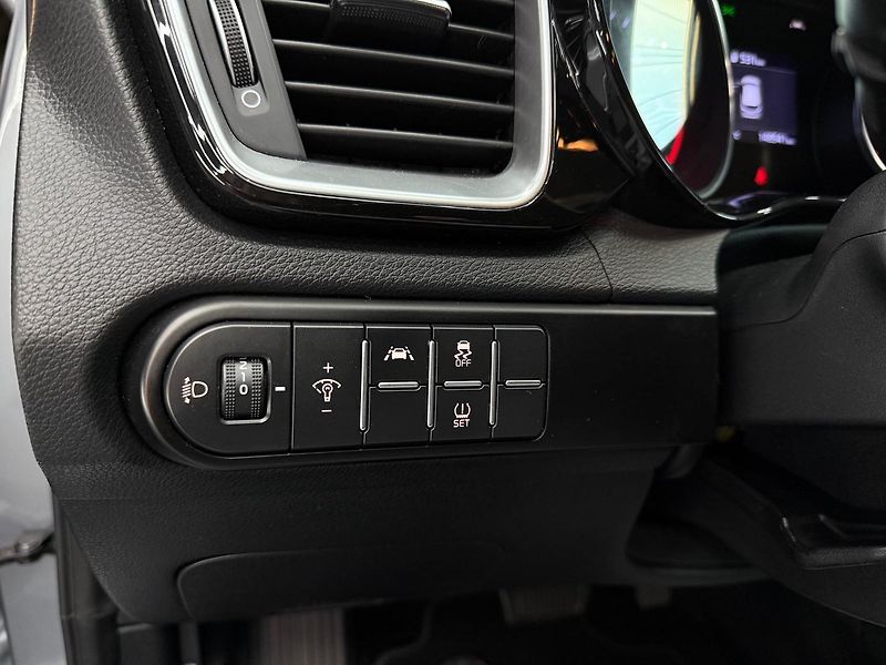 Kia Ceed (2020) SW 1.6 CRDi 136k Platinum A/T - fotka 16 z 22