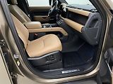 Land Rover Defender 110 D300 X-DYNAMIC HSE AWD CZ - náhled 23