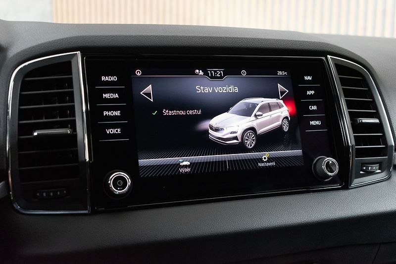 Škoda Karoq 1.5 TSI AMBITION*DPH*ČR 1.MAJ* - fotka 26 z 37