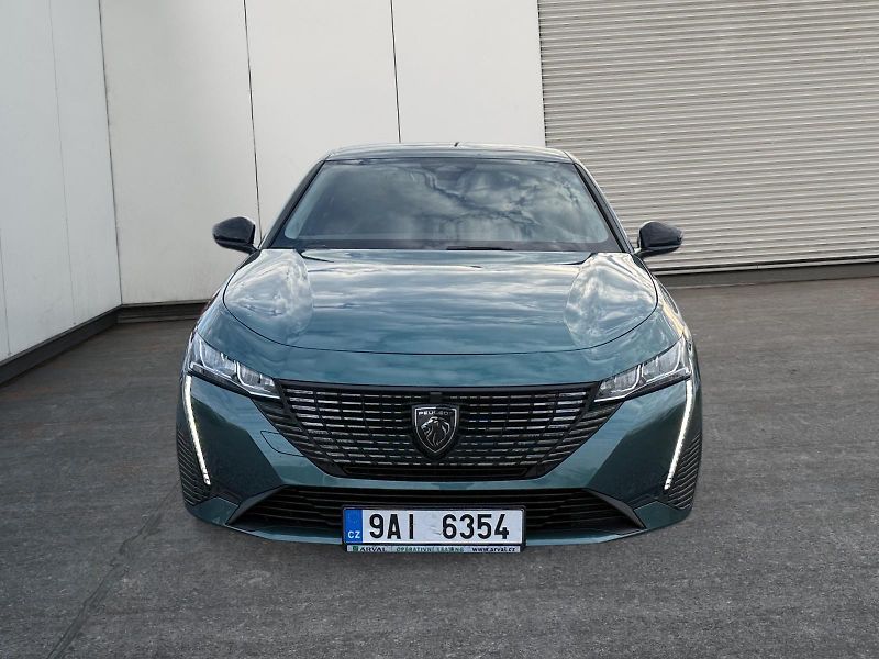 Peugeot 308 (2022) ALLURE PACK 1.5BHDi 96kW CZ - fotka 2 z 11