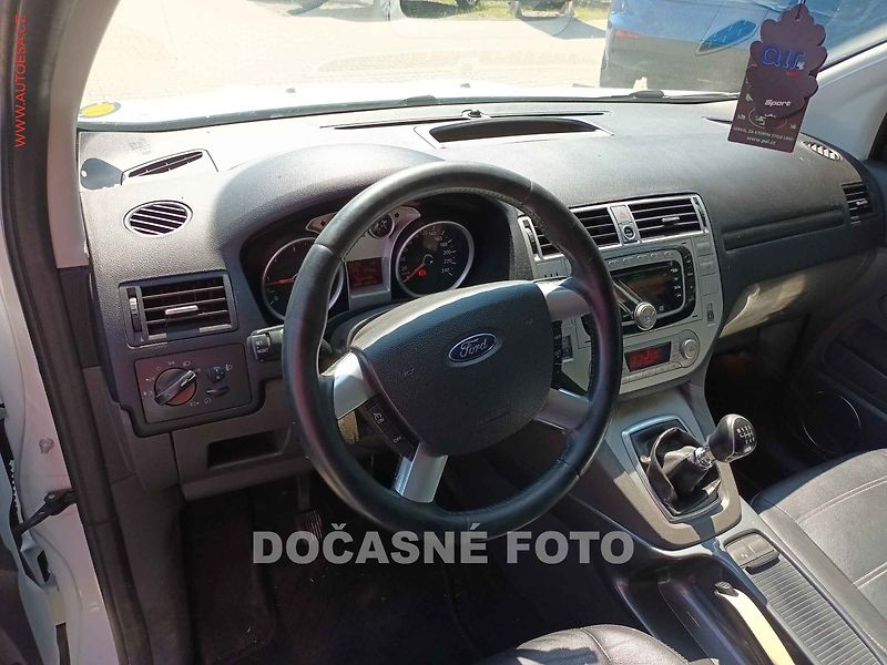 Ford Kuga (2012) 2.0TDCi 4x4, Výhřev sed. - fotka 3 z 3