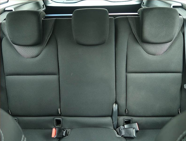 Renault Clio (2019) 0.9 TCe, Tempomat - fotka 10 z 14