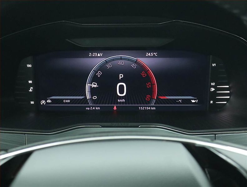 Škoda Superb (2022) 2.0 TDI - fotka 11 z 17