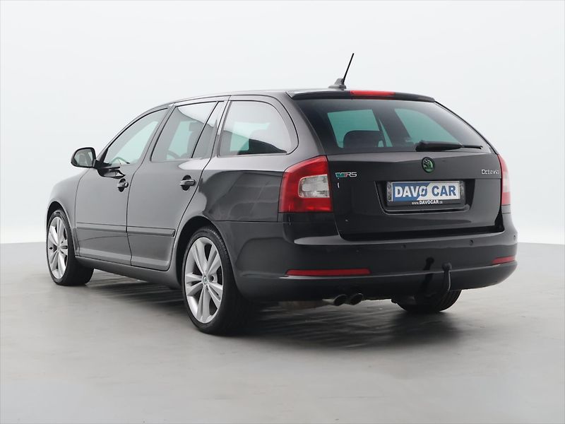 Škoda Octavia 2,0 TDI RS 125kW Xenon Navi - fotka 5 z 33