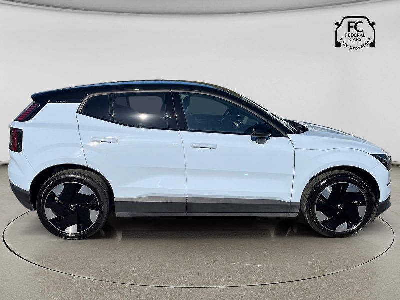 Volvo EX30 AWD PLUS Twin // REZERVACE - fotka 7 z 39