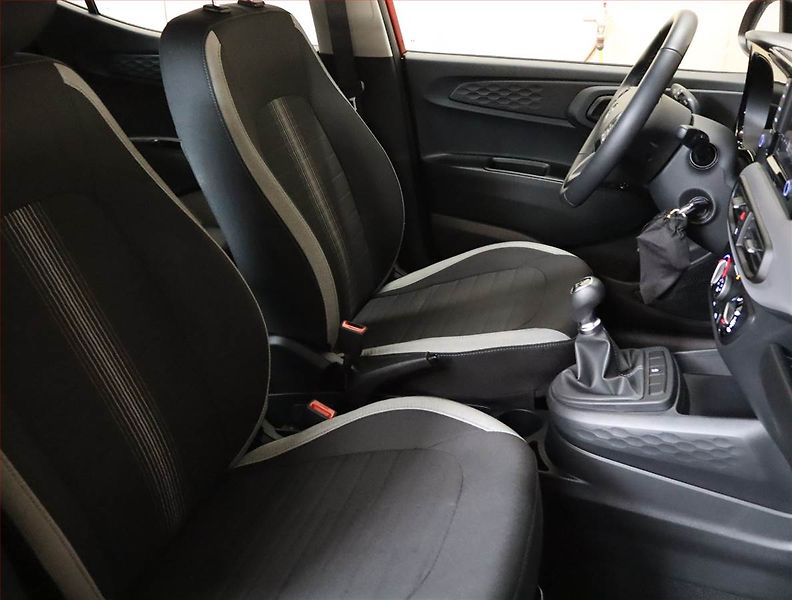 Hyundai i10 (2025) 1.0, ČR,1.maj, Serv.kniha - fotka 9 z 17
