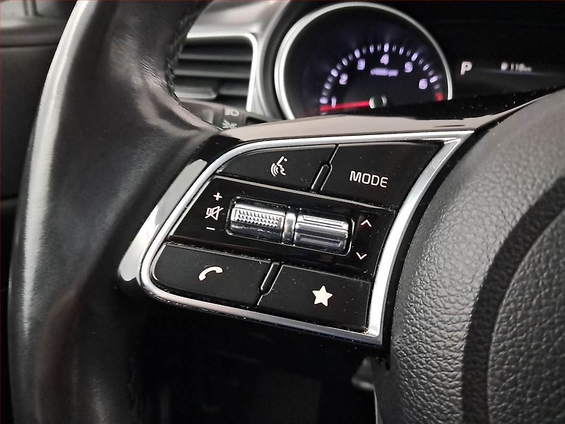 Kia Ceed (2022) 1.5 T-GDI, Automat, Serv.kniha - fotka 19 z 21