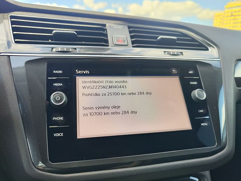 Volkswagen Tiguan Allspace 2.0 TDI/110kW Highline 4x4 - fotka 24 z 38