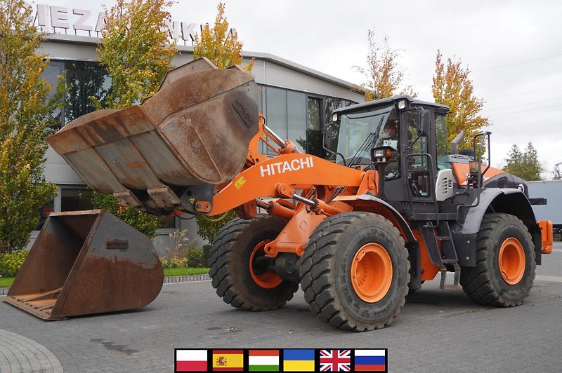 Hitachi (2018) ZW220 articulated loader - fotka 1 z 24
