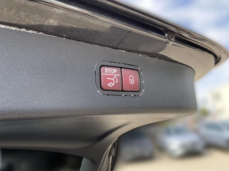 Mercedes-Benz Třídy E E 300de 4M AVANTGARDE DISTRONI - fotka 18 z 27