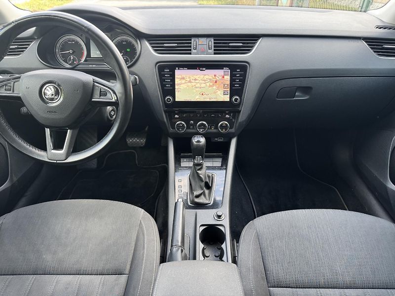 Škoda Octavia (2018) 2.0TDI DSG STYLE+ ACC NAVI ČR - fotka 11 z 23