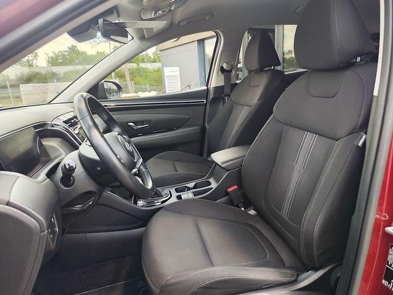 Hyundai Tucson 1.6 T-GDI/110kW Smart 4x4 - fotka 13 z 33