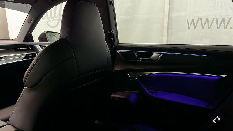 Audi S7 ZÁRUKA / TOP STAV - fotka 24 z 46