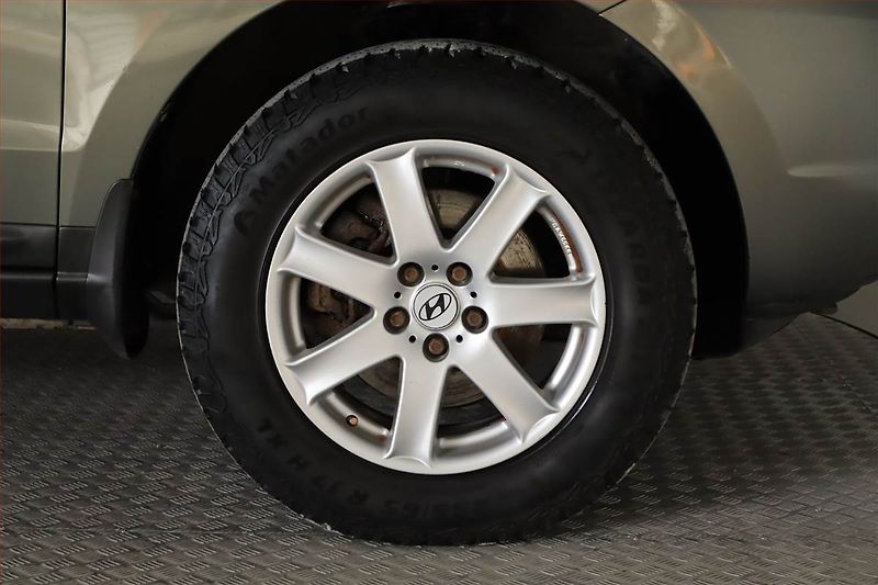 Hyundai Santa Fe (2007) 2.2 CRDi, 4X4, Serv.kniha - fotka 15 z 20