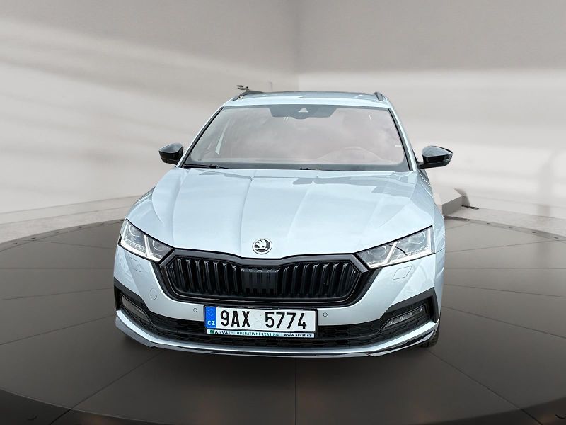 Škoda Octavia (2023) SPORTLINE 2.0TDI 110kW DSG 4x4 - fotka 2 z 11