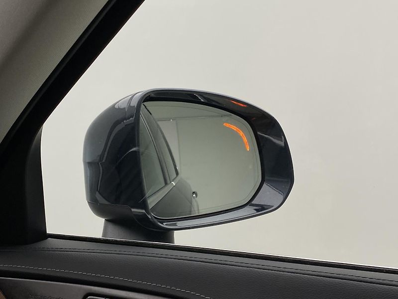 Volvo XC90 B5 AWD INSCRIPTION AUT CZ 7m - fotka 38 z 49