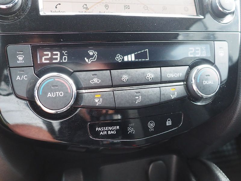 Nissan Qashqai (2019) 1.3 DIG-T 103 kW, 1. Maj ČR - fotka 28 z 34