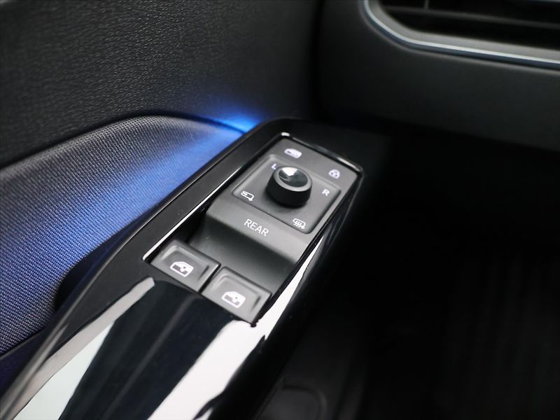 Volkswagen ID.3 0.0 107kW Business 58kWh - fotka 16 z 31