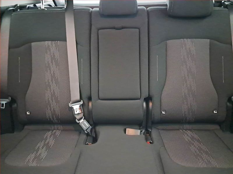 Kia Sportage (2022) 1.6 T-GDI - fotka 10 z 16