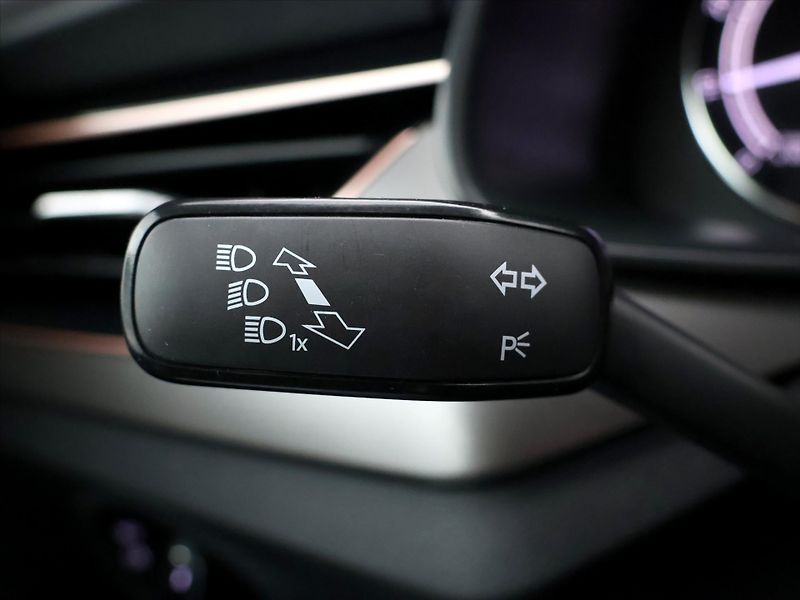 Škoda Kamiq 1.0 TSI 81kW DSG CZ Style - fotka 19 z 38