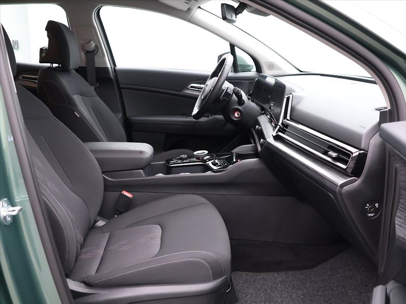 Kia Sportage 1,6 G 1.6 T-GDI Aut.klioma - fotka 12 z 36