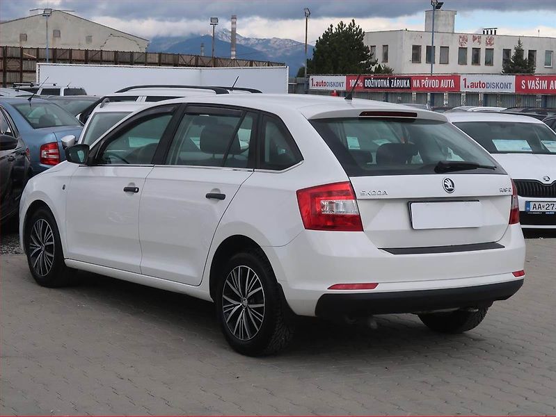 Škoda Rapid (2014) Spaceback 1.2 TSI, Serv.kniha - fotka 4 z 13