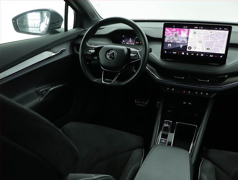 Škoda Enyaq (2022) Sportline iV 60 (62 kWh) - fotka 7 z 18