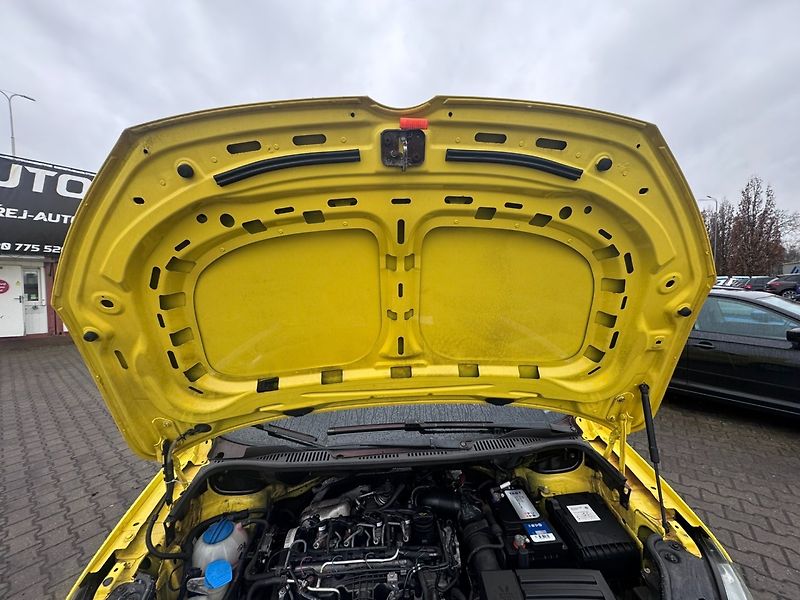 Volkswagen Caddy (2011) 1,6 TDI 55 KW STK TAŽNÉ - fotka 37 z 42