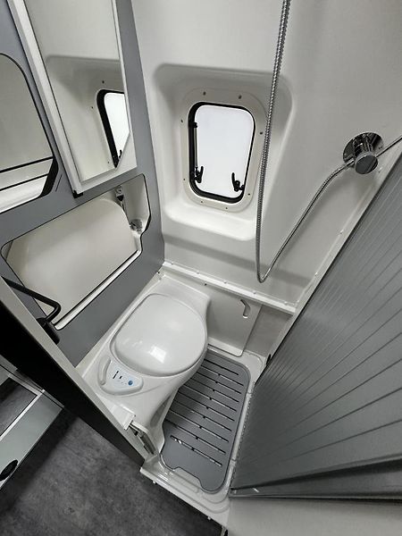 Yucon (2025) Yucon 63G Fiat 2,2l/180HP - fotka 35 z 37