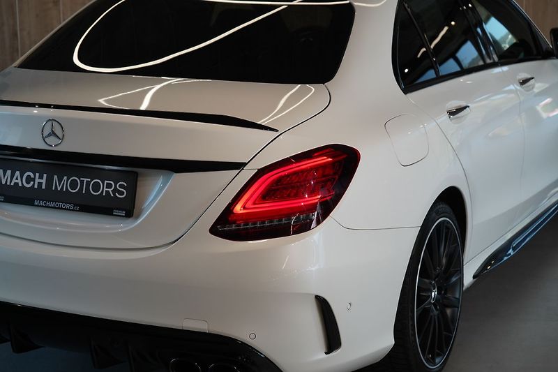 Mercedes-Benz Třídy C C43 AMG 4MATIC, Ventilace, HUD - fotka 10 z 47