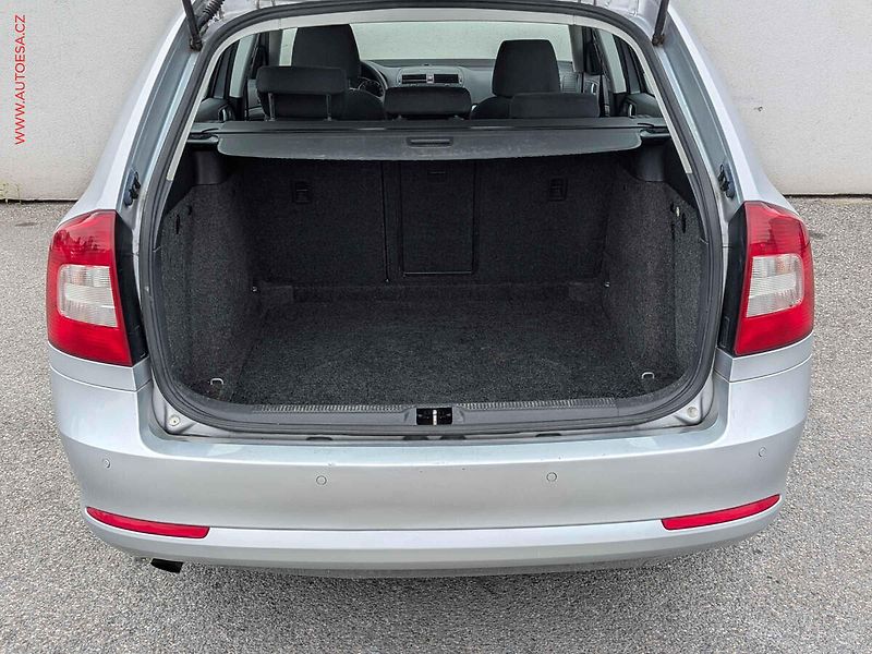 Škoda Octavia (2013) 1.6 TDi, 2.maj, Ambiente - fotka 7 z 15