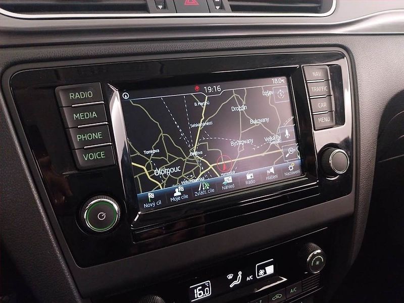 Škoda Rapid (2018) Style 1.0 TSI, ČR,1.maj - fotka 13 z 19