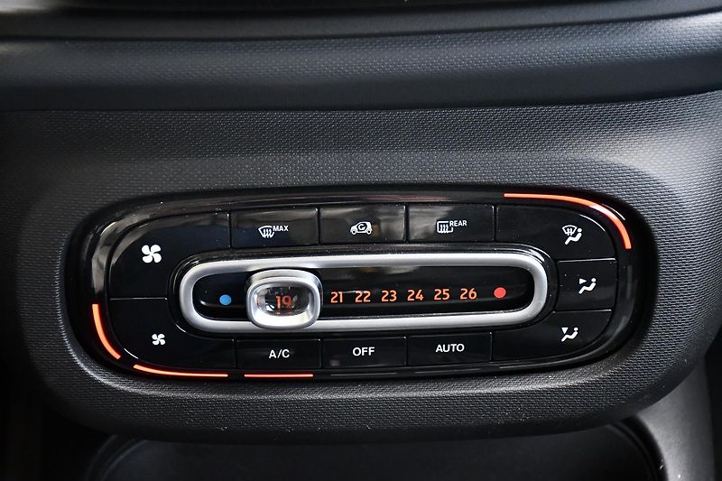 Smart Forfour EQ ESSENTIAL 5d - fotka 25 z 30
