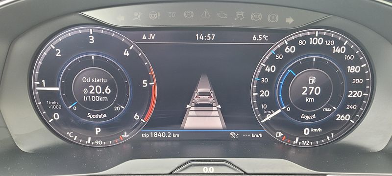Volkswagen Passat (2017) Variant 2,0TDi 176kW DSG 4×4 - fotka 25 z 60