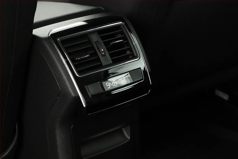 Škoda Superb (2020) Style 2.0 TDI, Automat, ČR - fotka 17 z 19