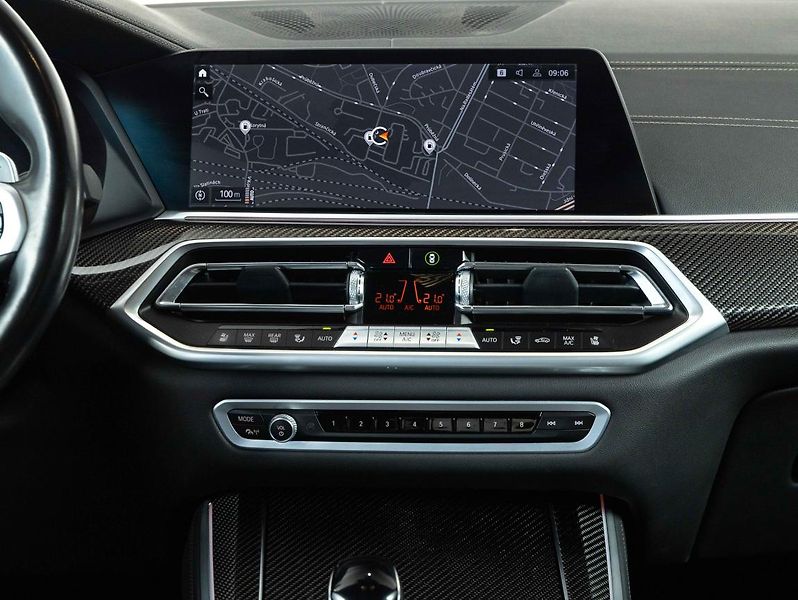BMW X5 xDrive40i - fotka 14 z 23