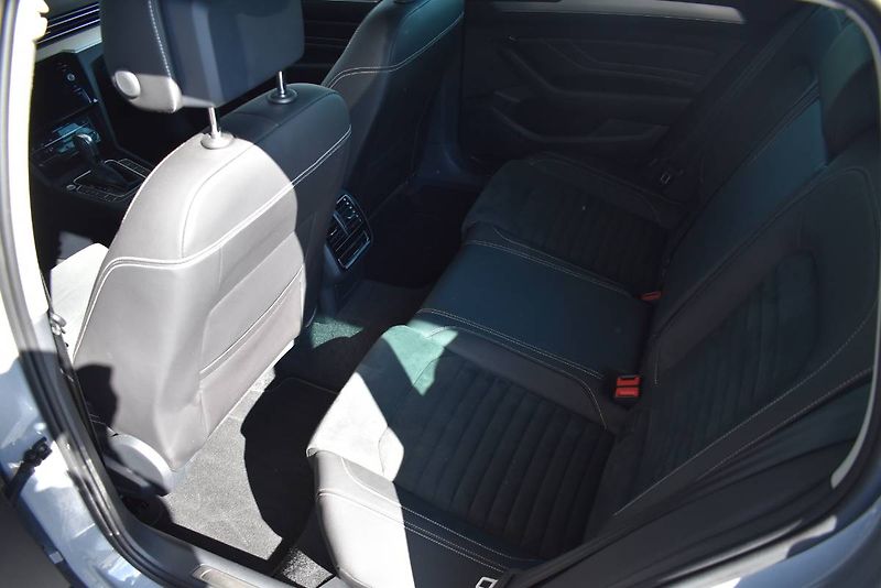 Volkswagen Passat Variant (2023) 2.0TDI 110kW DSG, LED,CZ - fotka 11 z 23