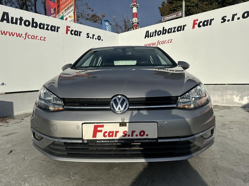Volkswagen Golf (2017) 1,6 TDI 85kW, rezervace - fotka 2 z 25