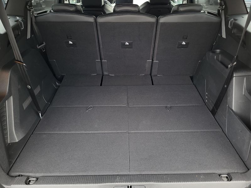 Peugeot 5008 1.5 BlueHDi 130 automat 7-míst - fotka 38 z 46