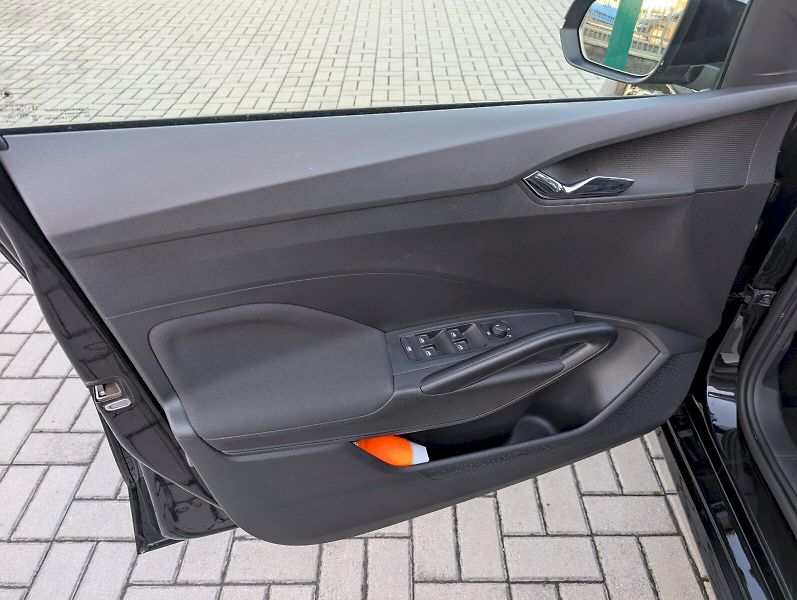 Škoda Fabia (2025) 1,0 TSI / 70 kW Selection - fotka 16 z 30