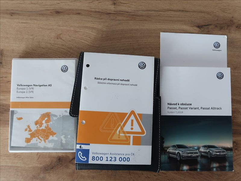 Volkswagen Passat 2,0 TDi,110kW,1majČR,Highline - fotka 27 z 27
