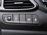 Hyundai i30 1,6 CRDi 81kW Trikolor tažné - náhled 16