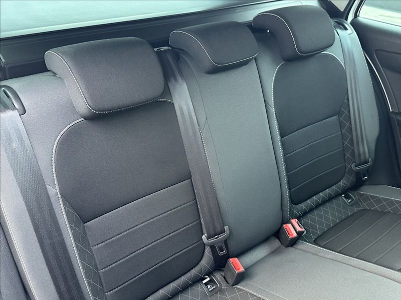 Škoda Fabia 1,0 TSI 95PS  Ambition Top - fotka 20 z 54