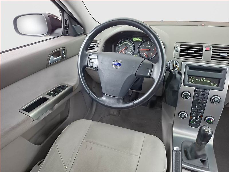 Volvo S40 (2009) 2.0 D, Tempomat - fotka 7 z 14