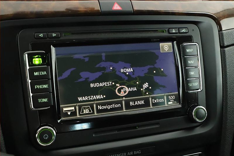 Škoda Superb (2015) Style 1.6 TDI, Kůže, Navi - fotka 10 z 17