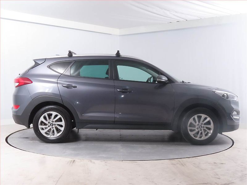 Hyundai Tucson (2017) 1.7 CRDi, Serv.kniha, Kůže - fotka 6 z 14