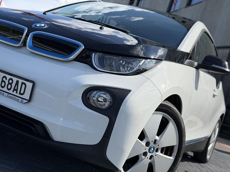 BMW i3 (2016) 60ah 125 kW - fotka 10 z 23